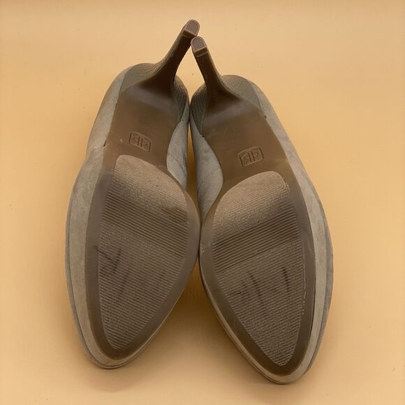 Jennifer Lopez Lucille Platform Pumps Women's 7.5M Grey Faux Suede Stiletto Heel - Picture 8 of 16